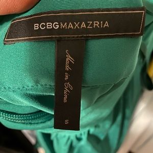 Bcbg dress emerald green stunning on